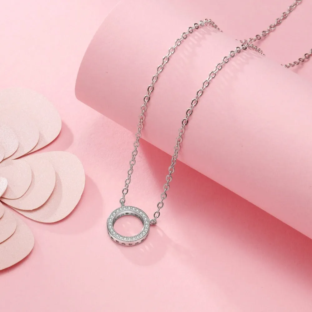 Hollow Round Design Pendant Necklace