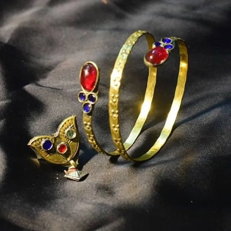 Spring Bangle Matching Ring Jewelry Set