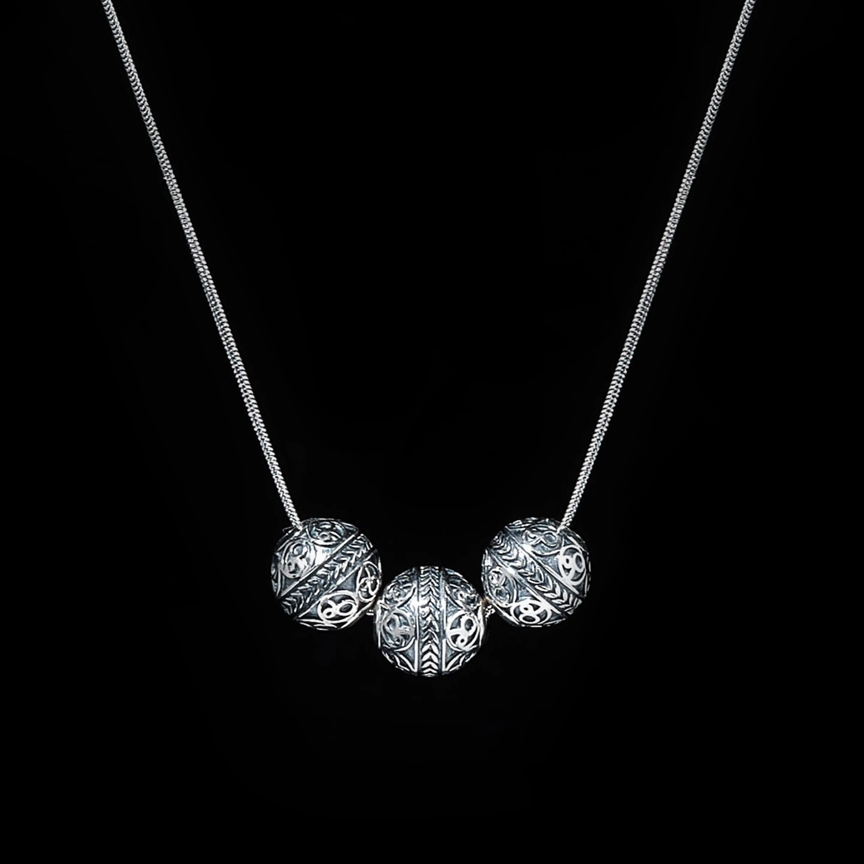 Triple Azuro Classic Necklace