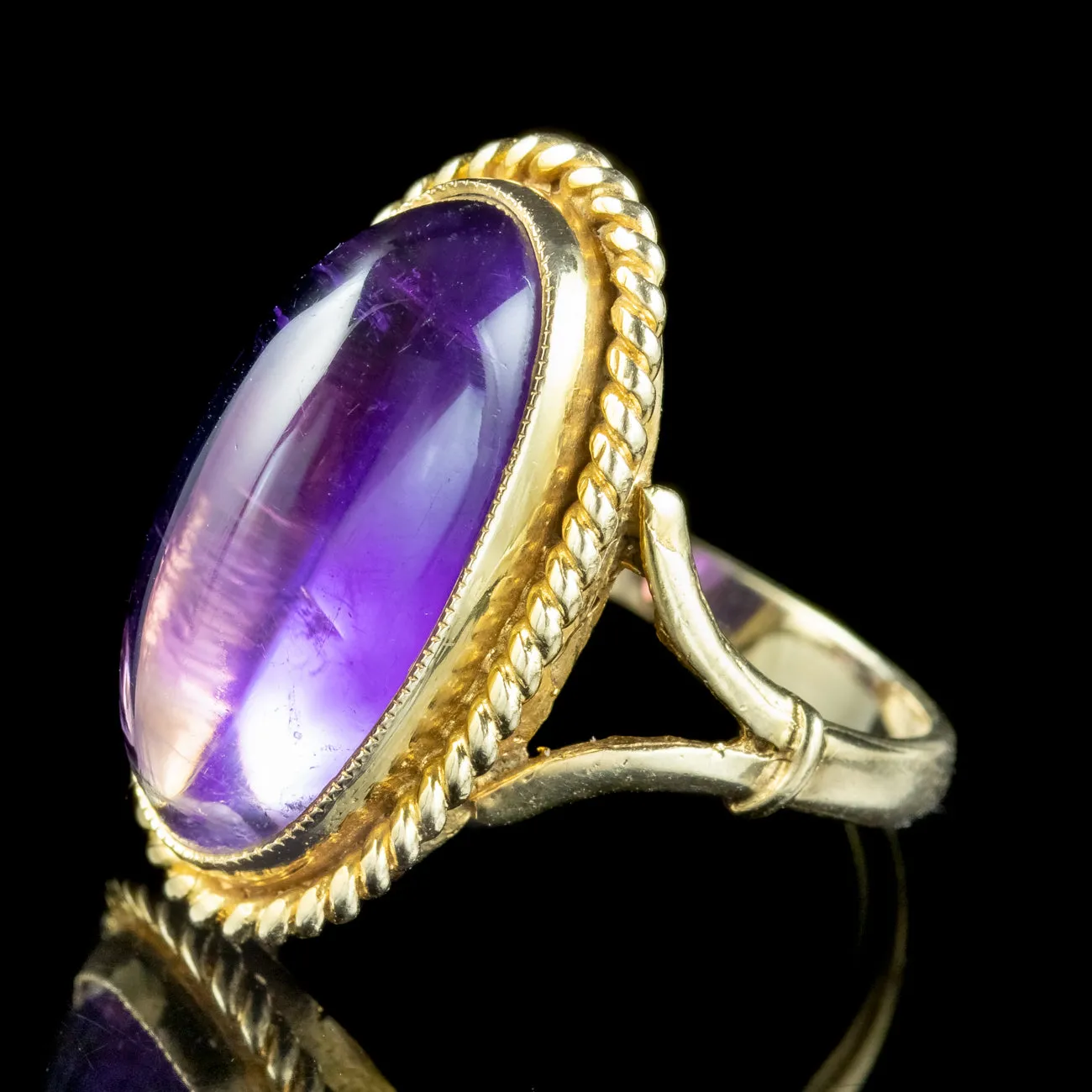 Vintage Amethyst Cocktail Ring 8ct Cabochon Dated 1974