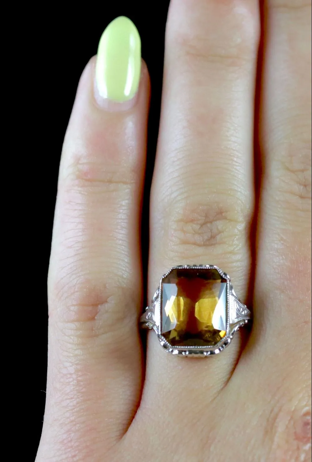 Vintage Citrine Ring 18Ct White Gold Ring